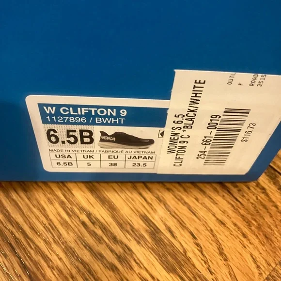 Hoka | Clifton 9 Black and White Running Shoes Size 6.5 - Picture 4 of 11